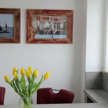 In Seeheilbad Apartment *